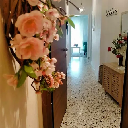 Peach Blossom 2Bdr Downtown Veria Exterior photo